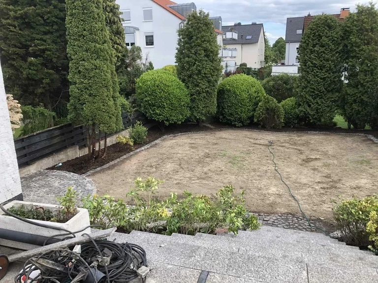 Gallery Page Image 5